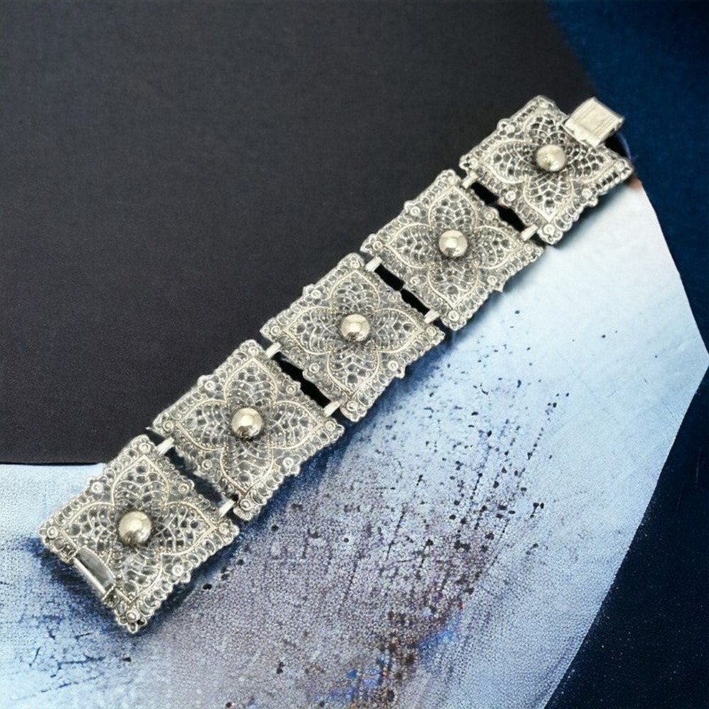 Vintage/Mid-century CELEBRITY Filigree Silver Tone Panel Bracelet & Necklace Set